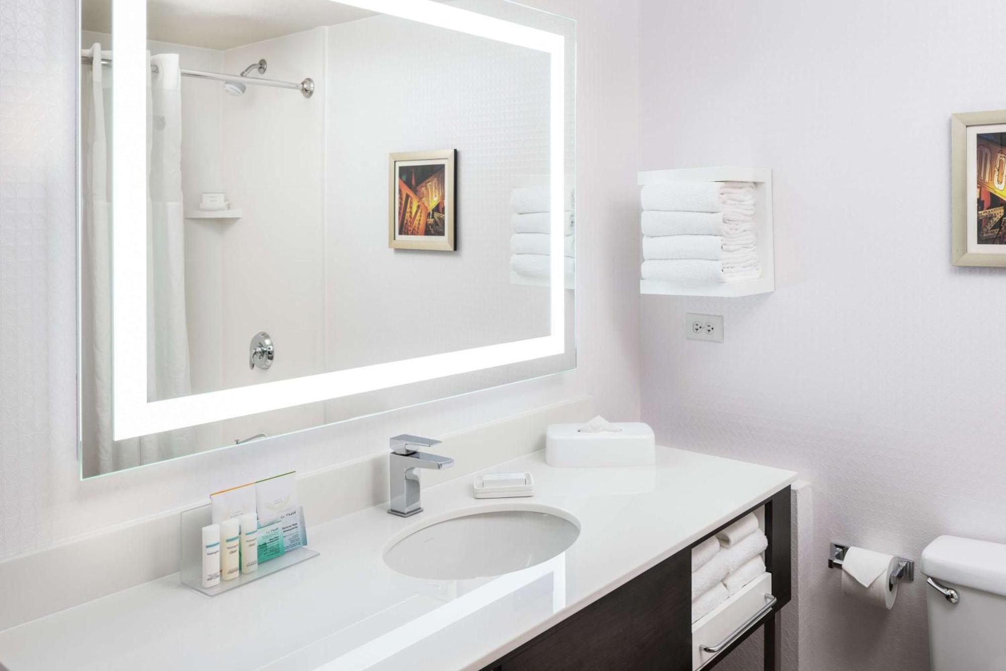 Habitación con cama extragrande y sofá cama - No fumadores