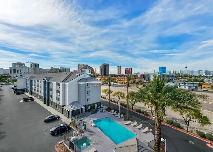 Family Hotel: Sonesta Simply Suites Las Vegas Convention Center